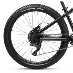 Rower DIRT DARTMOOR Hornet 26 czarny / grafit połysk 2025 + eBon 150 zł