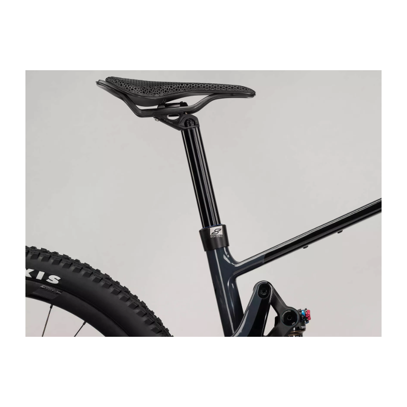 Rower elektryczny GHOST PATH RIOT LC LTD carbon / dark grey glossy 2024
