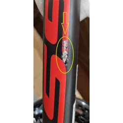 Kross Lea 2.0 26 2022 Czarny - Malinowy - Fioletowy Mat