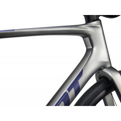 Rower szosowy GIANT Defy Advanced 1 Charcoal / Milky Way 2024