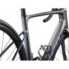 Rower szosowy GIANT Defy Advanced 1 Charcoal / Milky Way 2024