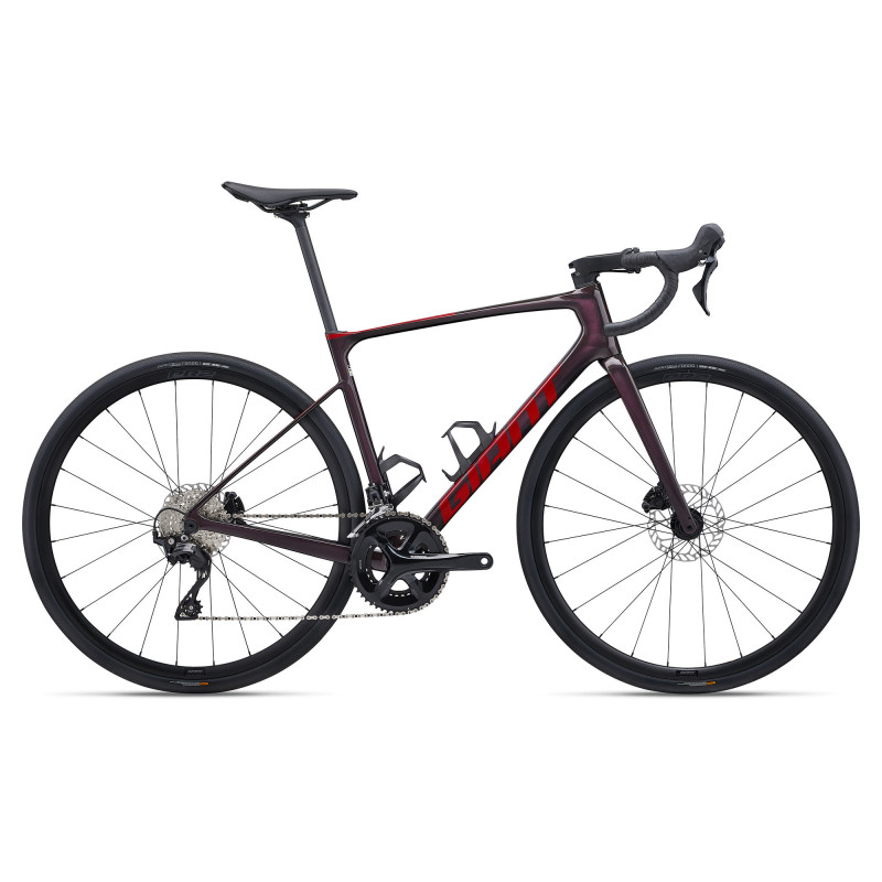 Rower szosowy GIANT Defy Advanced 2 Tiger Red 2024