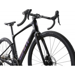 Rower gravel GIANT Revolt Advanced 2 Carbon 2025
