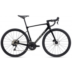 Rower szosowy GIANT Defy...